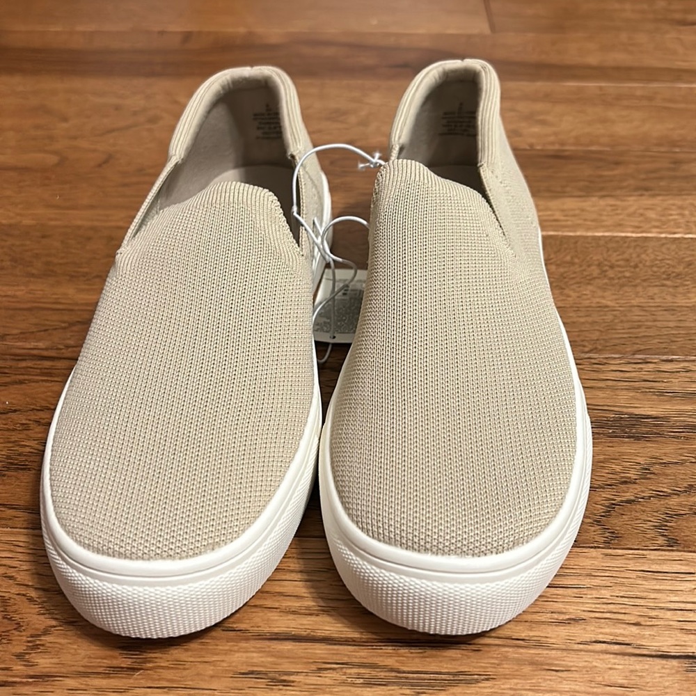 Brand new Soft- knit slip-on sneaker
